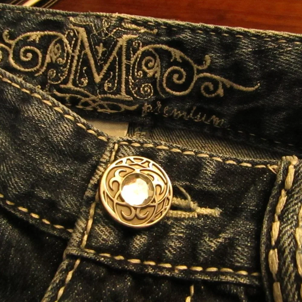 Women's | Maurices Premium | 5/6 Short | Blue Jeans - Picture 4 of 5